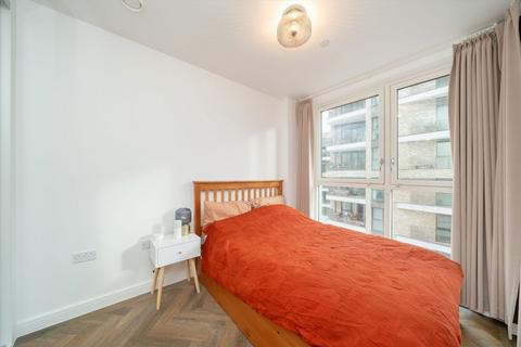 undefined, Mile Walk, LONDON NW6