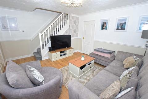 undefined, Woolwich Close, Chatham