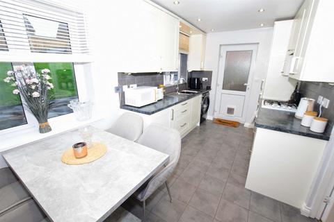 undefined, Woolwich Close, Chatham