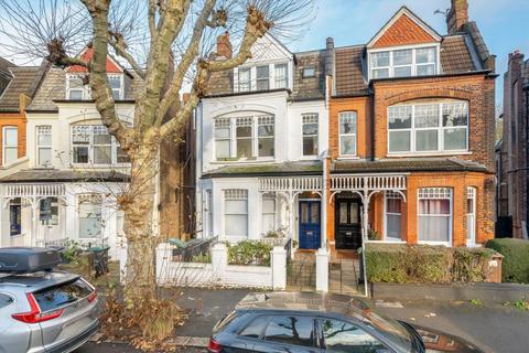 undefined, Kings Avenue, London N10