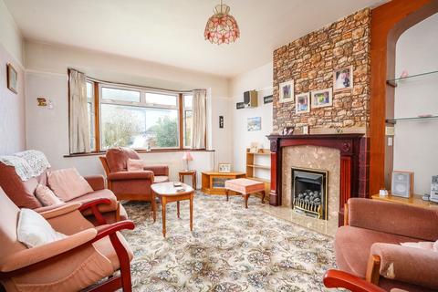 undefined, York Gardens, Walton-on-Thames, KT12