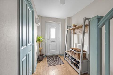 2 bedroom terraced house for sale, Roundhouse Crescent, Peacehaven