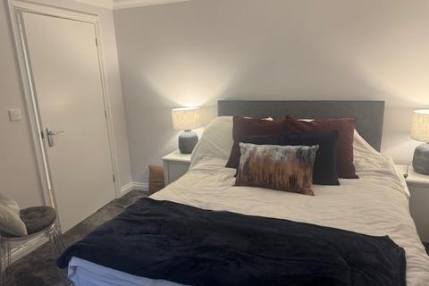 1 bedroom ground floor flat to rent, Hyde Street, Winchester
