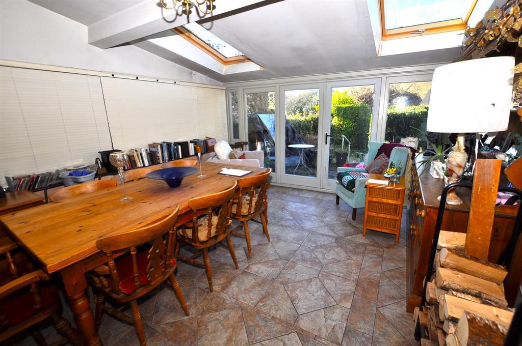 Dining/garden room