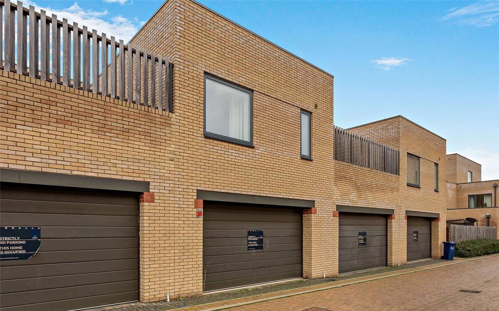 Exterior Garage