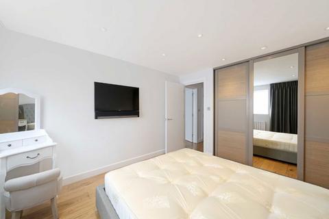 1 bedroom flat to rent, Maynard Close, London SW6