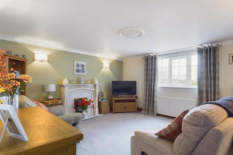 2 bedroom apartment to rent, Scarborough Road, Norton, YO17