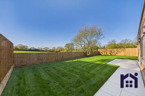 3 bedroom detached house for sale, Robin Hood Close, Mawdesley, L40 2RG