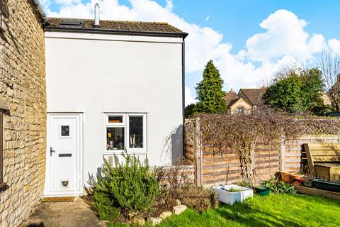 2 bedroom house to rent, Lowell Place, Witney, OX28
