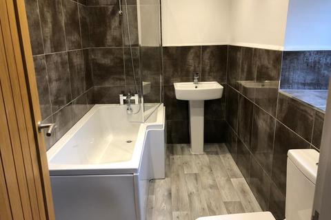 2 bedroom terraced house to rent, Dunford Road, Holmfirth HD9