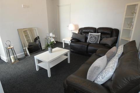 3 bedroom apartment to rent, Grantham Road, Sandyford, Newcastle
