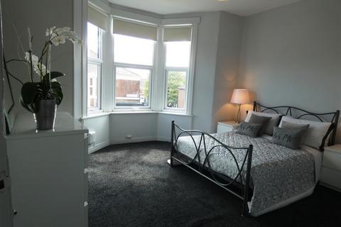 3 bedroom apartment to rent, Grantham Road, Sandyford, Newcastle
