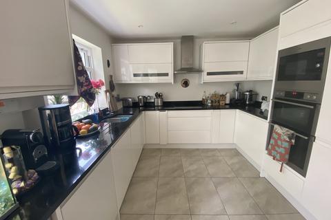 undefined, Barfield Court 76a, Albemarle Road, Beckenham, Kent, BR3