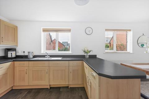 5 bedroom detached house for sale, Nickling Road, Banbury OX16