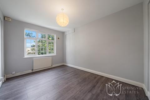 2 bedroom flat for sale, Balham High Road, London SW17