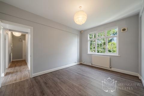 2 bedroom flat for sale, Balham High Road, London SW17