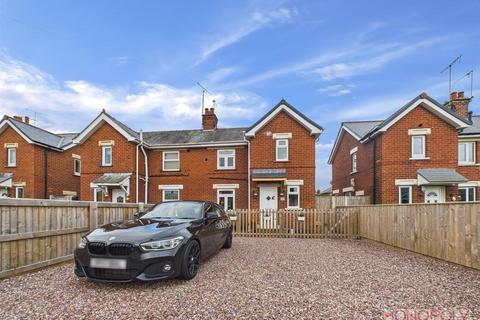 undefined, Heol Berwyn, Cefn Mawr, Wrexham