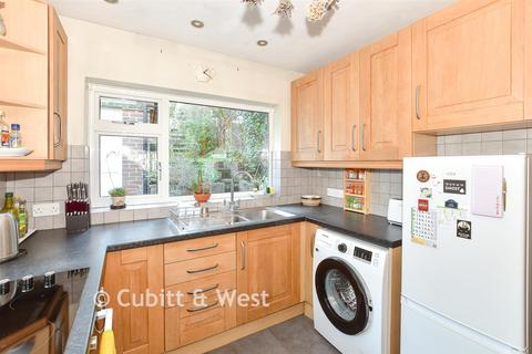 2 bedroom semi-detached house for sale, Winterbourne Close, Lewes, East Sussex