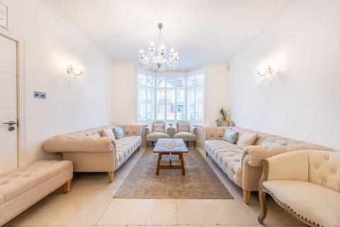 undefined, Waverley Avenue, Wembley, HA9