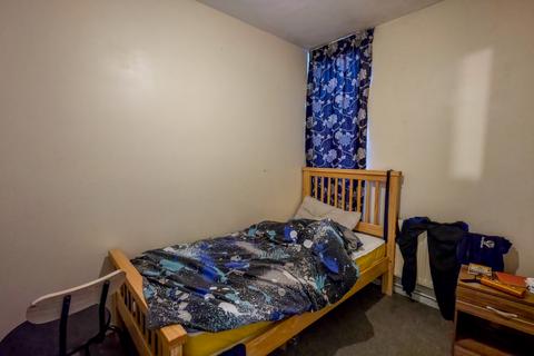 4 bedroom townhouse for sale, Rowntree Path, Central Thamesmead, London, SE28