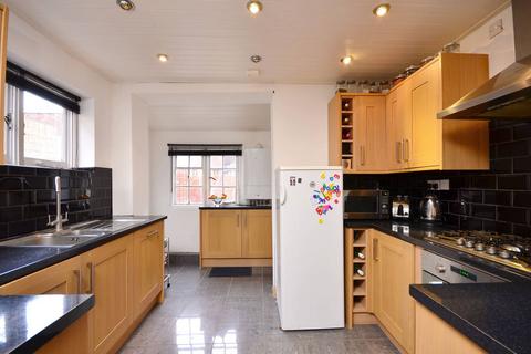 undefined, Harcourt Road, Stratford, London, E15