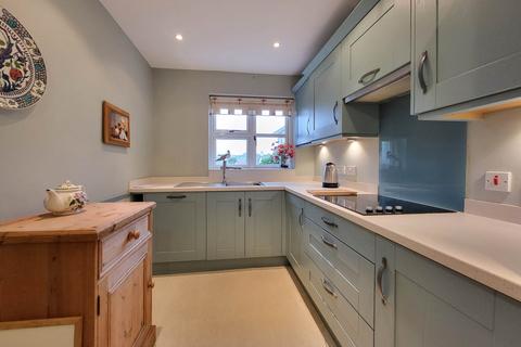 2 bedroom end of terrace house for sale, Queens Court, Colyton, Devon