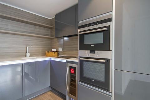 2 bedroom flat to rent, 1 Spectrum Way, Wandsworth SW18
