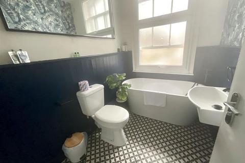 undefined, North Marine Road, Scarborough, YO12