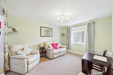 1 bedroom retirement property for sale, Churchill Court, Beaconsfield Road, Aylesbury, Buckinghamshire