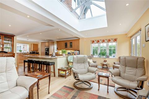 undefined, Heathfields, Chieveley, Newbury, Berkshire, RG20