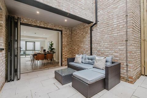 4 bedroom townhouse for sale, Railway Street, Altrincham