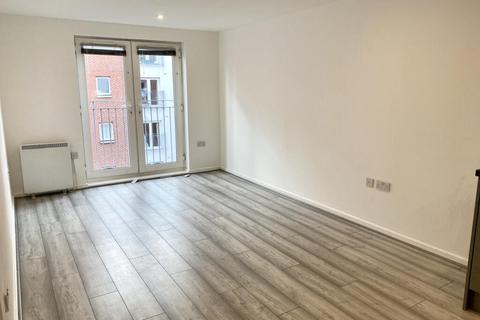 2 bedroom flat to rent, 5 Elmira Way, Salford, M5