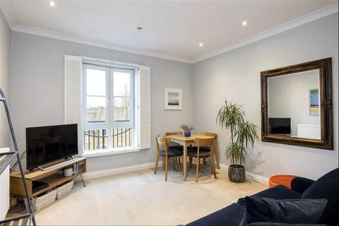 2 bedroom flat to rent, Herbert Mews, John Conway House, SW2