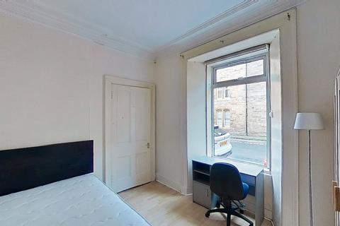 2 bedroom flat to rent, Upper Grove Place, Edinburgh, EH3