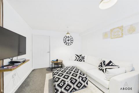 undefined, Victoria Crescent, Burton-On-Trent DE14