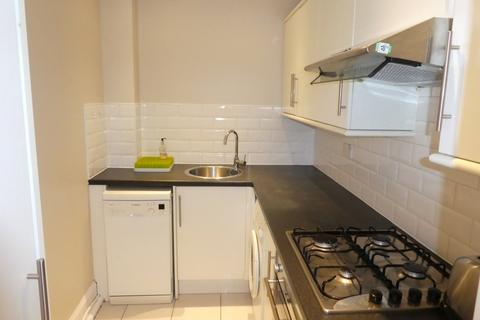 undefined, Broughton Road, Edinburgh, EH7