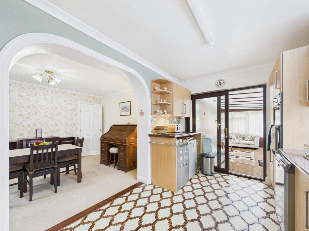 Kitchen/Dining Room