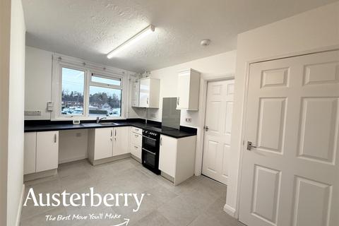 3 bedroom townhouse to rent, Coppice Gardens, Stone ST15
