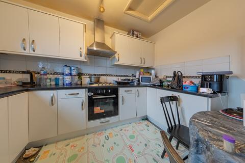 2 bedroom flat for sale, Goring Road, Coventry CV2