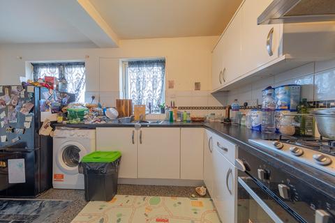 2 bedroom flat for sale, Goring Road, Coventry CV2