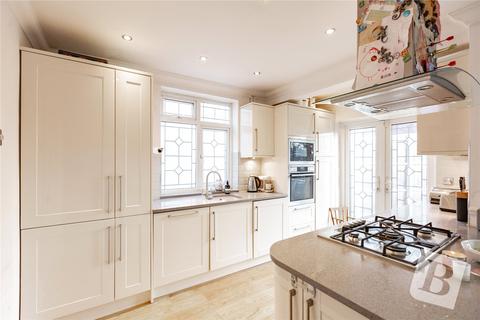 3 bedroom semi-detached house for sale, Sycamore Avenue, Upminster, RM14