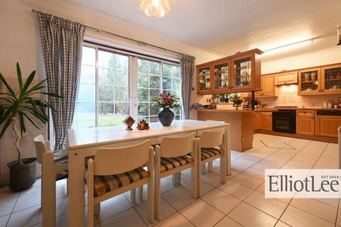 undefined, Sudbury Hill, Harrow HA1