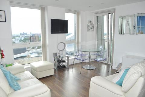3 bedroom apartment to rent, Blue, Media City UK, Salford Quays, Salford, M50