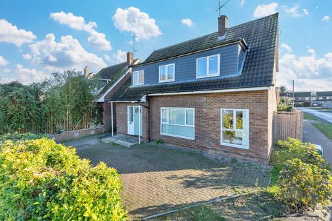 undefined, Garden Walk, Royston SG8