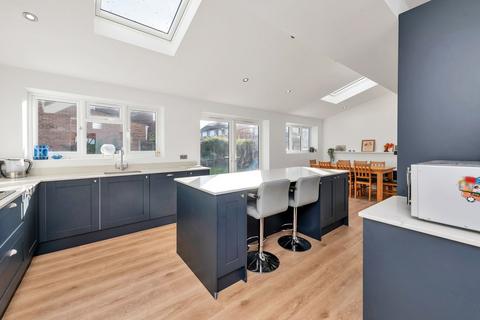4 bedroom detached house for sale, Garden Walk, Royston SG8