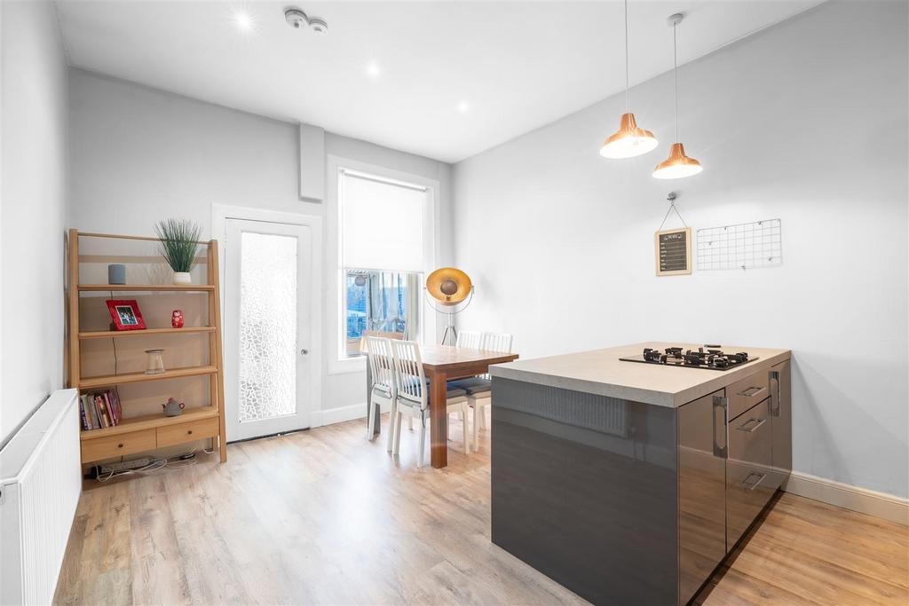 Kitchen-2.jpg