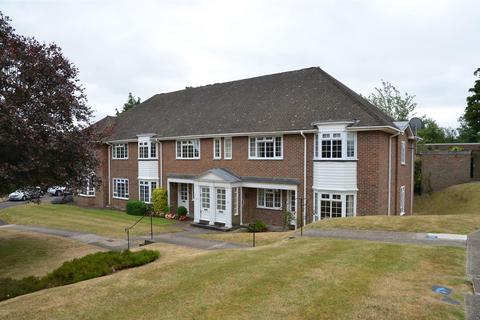 undefined, Firgrove Court, Farnham GU9
