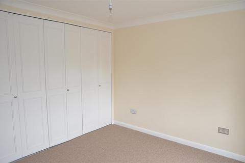 undefined, Firgrove Court, Farnham GU9