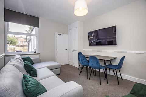 undefined, Beeston, Nottingham NG9