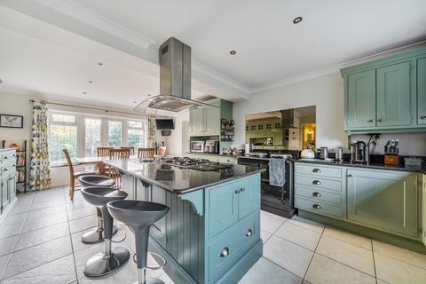5 bedroom detached house for sale, Denham Lane, Chalfont St. Peter, Gerrards Cross